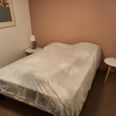 Appartement Apartment Hendaye, 4 bedrooms, 10 persons - FR-1-239-706 *